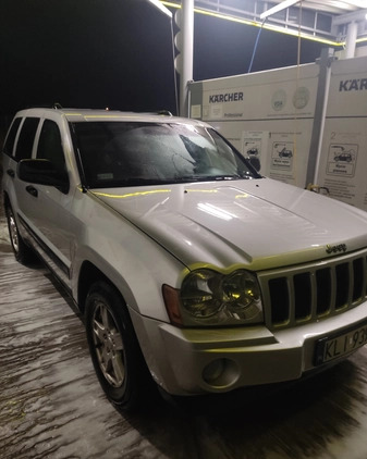 Jeep Grand Cherokee cena 23000 przebieg: 270000, rok produkcji 2005 z Jędrzejów małe 92